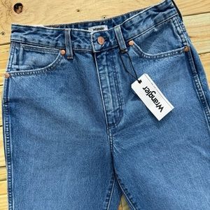 Women’s Wrangler Wild West 603 Patty high rise straight Jeans